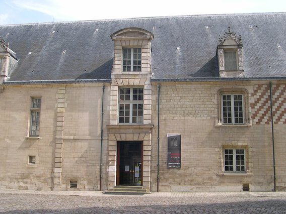  entrée du Musée d'Art moderne